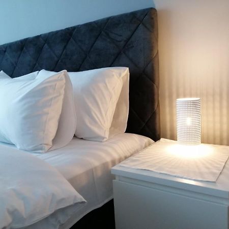 Fit Apartman Belgrad Exteriör bild