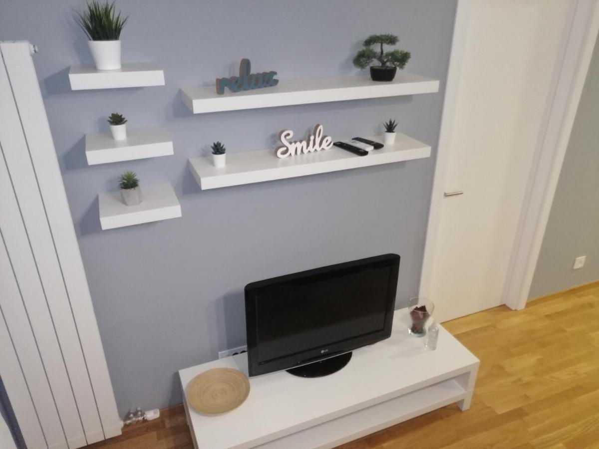 Fit Apartman Belgrad Exteriör bild
